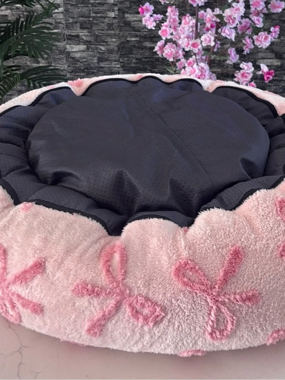 BEDSURE MEDIUM SIZE PINK BOWS PET BED 💕🐾
